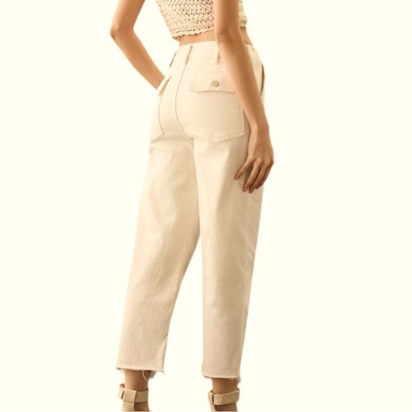 Mother Patch Pocket Private Ankle Fray Jeans in Cream Puffs - Picture 4 of 11